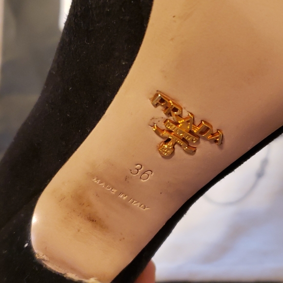 Prada black ⚫ Suede heels - Picture 7 of 11